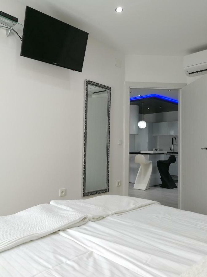 Palladium II City Center Apartments Макарска Экстерьер фото