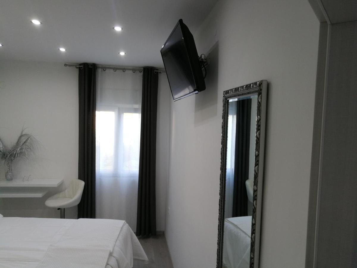 Palladium II City Center Apartments Макарска Экстерьер фото